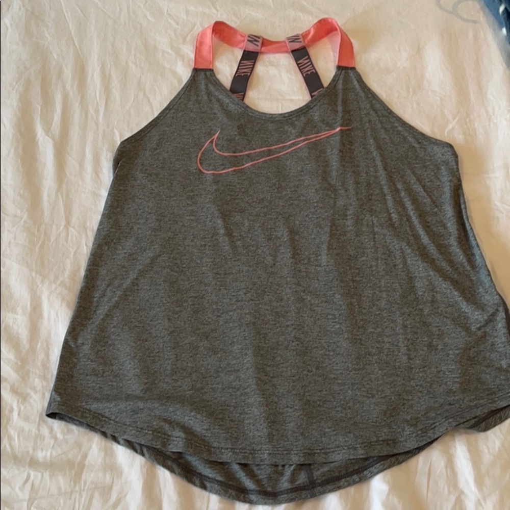 Nike workout tank